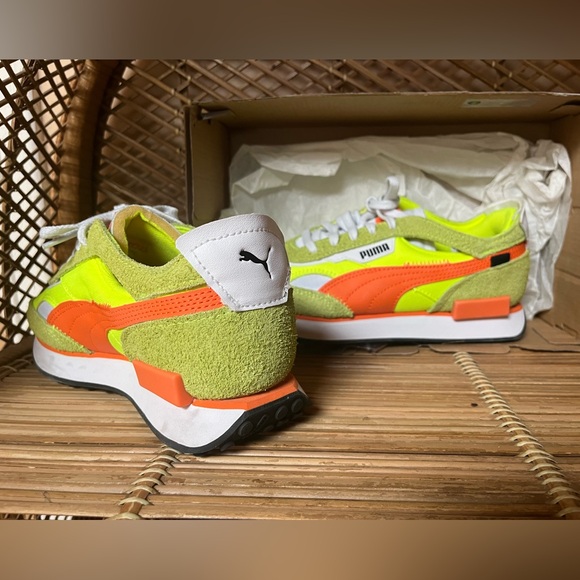 Puma Future Rider Sneakers - Picture 6 of 15